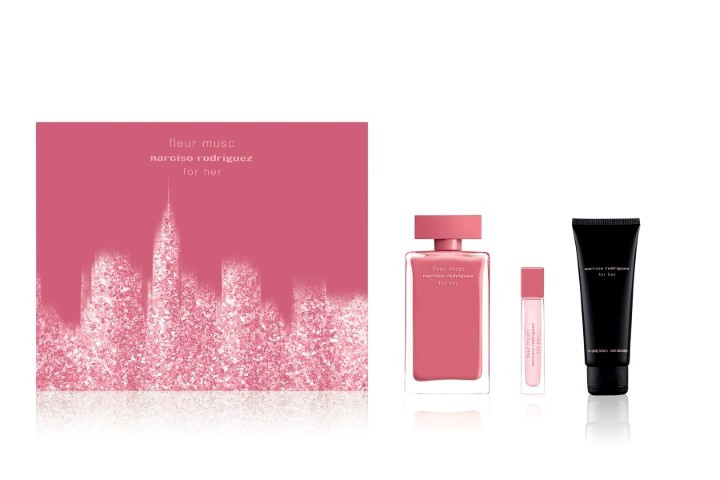 Kadın güzelliğine övgü olarak Narciso Rodriguez eşsiz bir çiçek yaratır, Fleur Musc! Kendinden emin ve zarif Narciso kadınının yeni kokusu! Zarif olduğu kadar tutkulu Fleur Musc kadını, doğal güzelliğini ve zerafetini çarpıcı özgüveniyle birleştiriyor!