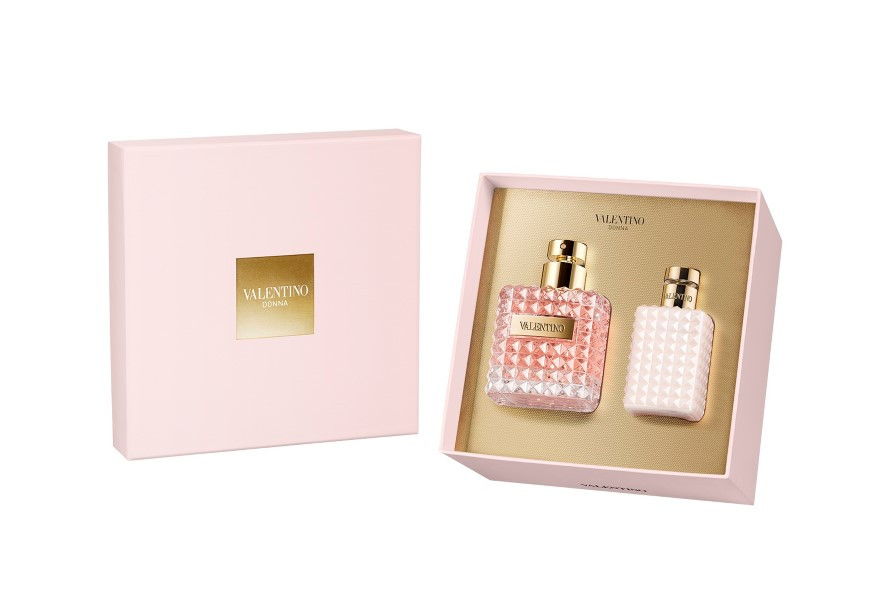 Elagan zarif esrarengiz bir güzelliği olan kadının kokusu Valentino Donna…Özgür ruhlu, anı yaşıyan bayanların tercihi.