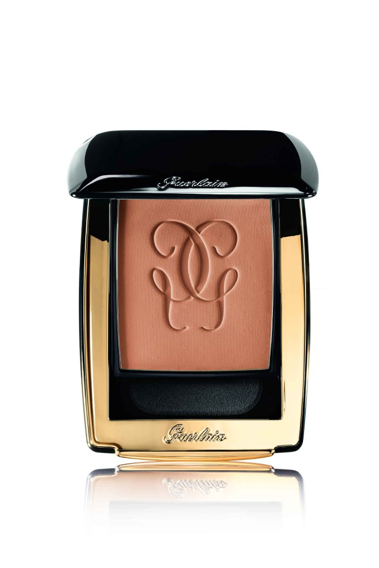 Guerlain Parure Gold Compact Fondöten 04 Beige Medium