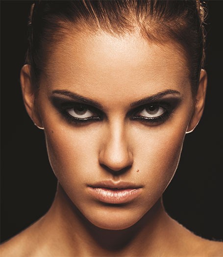 KADINA ŞİDDETE KARŞI GÖZÜNÜ KARART