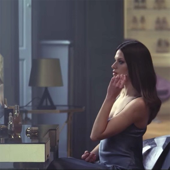 İLHAM VEREN LOSYONLA GELEN GENÇLİK