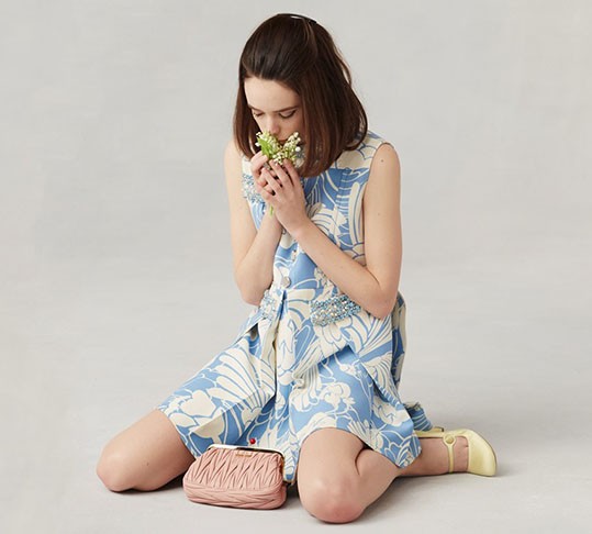 GEÇMİŞİNDEKİ UNUTULMAZ ANLARA