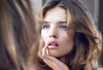 KUSURSUZ CİLT İÇİN FONDÖTEN