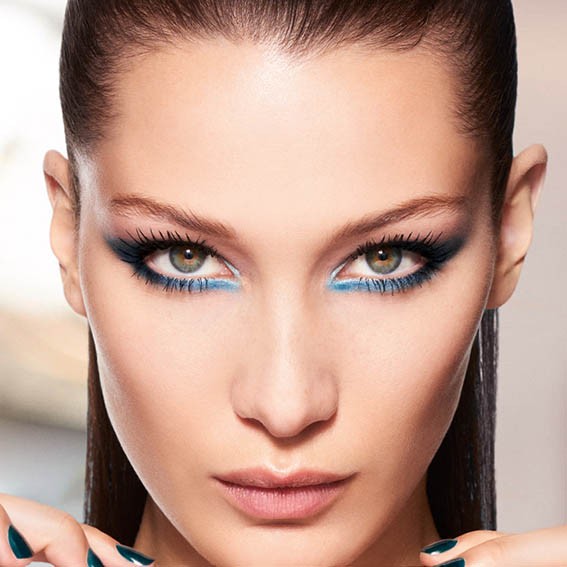 YOĞUN SİYAH İLE KESKİN BAKIŞLAR