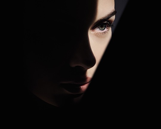 GÖZ BAKIMI İÇİN MUCİZEVİ YENİLEYİCİ