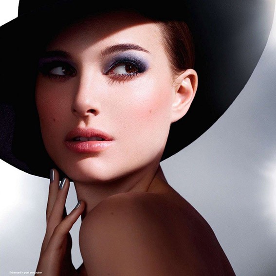 KİRPİKLERE DOĞAL KIVRIM