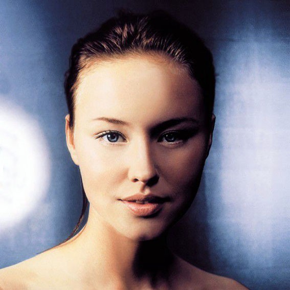 ÇİÇEKSİ MASUMİYET