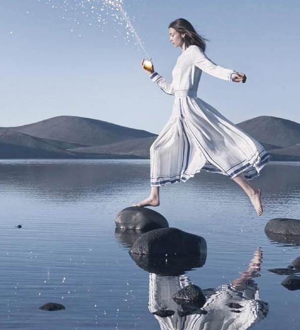 MAVİLİĞİN HARİKALAR DİYARINDA