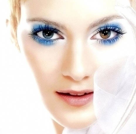 MAKYAJ TEMİZLİĞİNİ KOLAYLAŞTIR