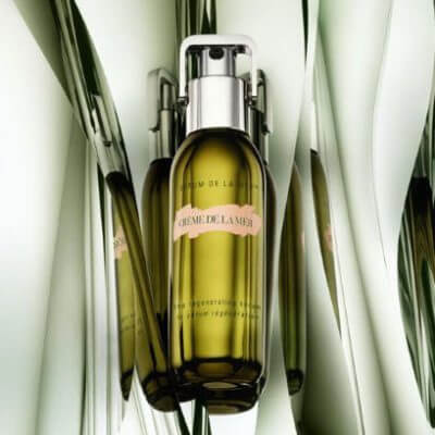 DENİZDEN GELEN YENİDEN YAPILANDIRICI SERUM İLE YILLARA MEYDAN OKUYUN!