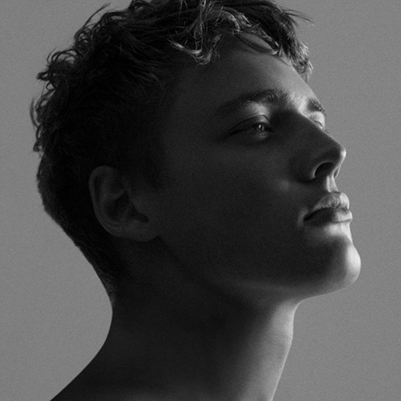 KALIPLARIN ÜSTÜNDE