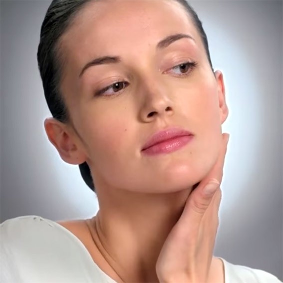 DEĞERLİ GÜZELLİĞİNE DEĞERLİ SERUM