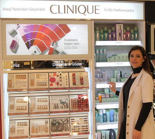 CLINIQUE’TEN ÖZEL CİLT BAKIMI UYGULAMASI