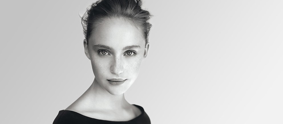 PARFÜMÜNÜ TENİNE GİY