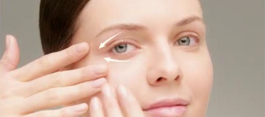 GÜZEL GÖZLERİNE ÖZEL BAKIM