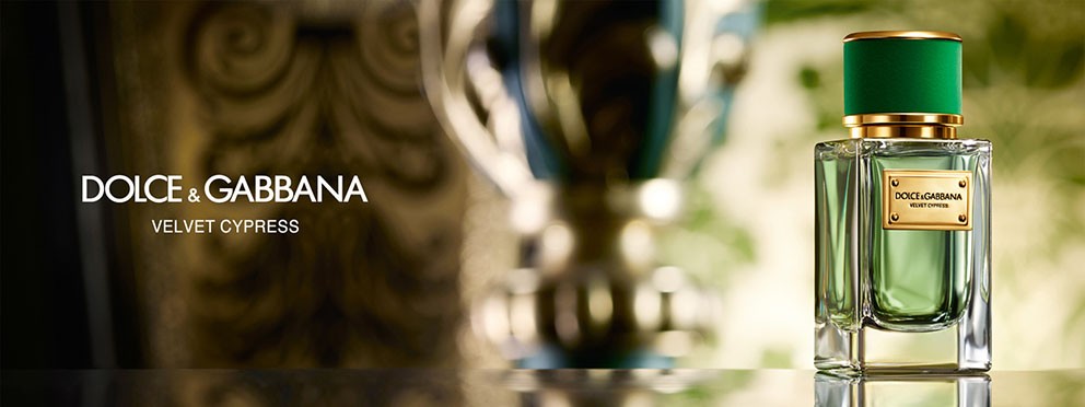 SELVİLER ALTINDA...