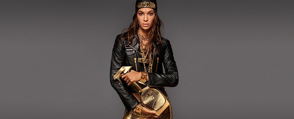 SEÇKİN KADINLARA İTHAFEN