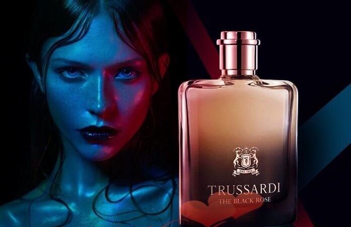 GÜL GİBİ, SİYAH BİR GÜL GİBİ!