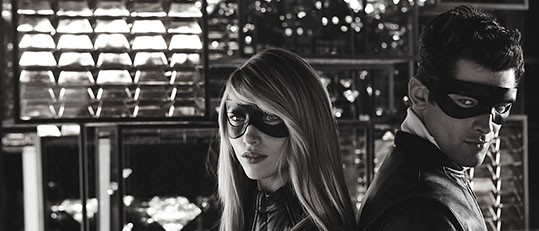 PEŞİNE DÜŞÜLESİ ERKEKLERE