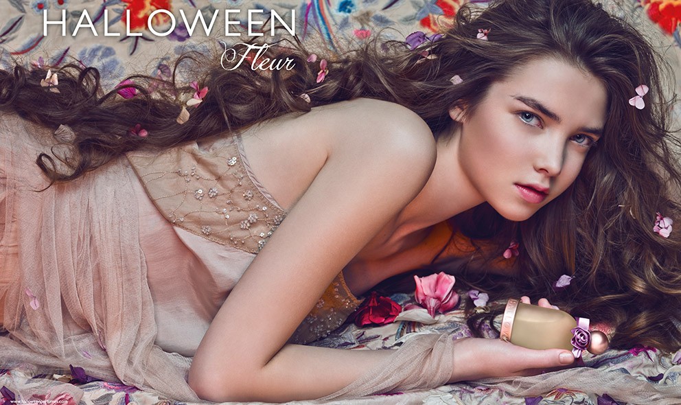 ÇİÇEK YAPRAKLARINDAN DOĞAN ŞİİR