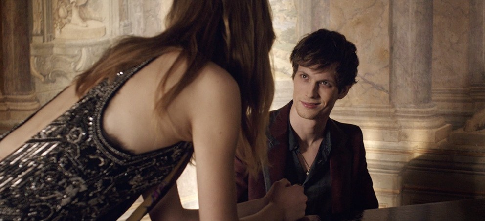 MÜZİK TUTKUSU, TARZI İMZASI