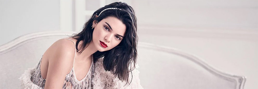 BAŞTAN ÇIKARAN DUDAKLAR