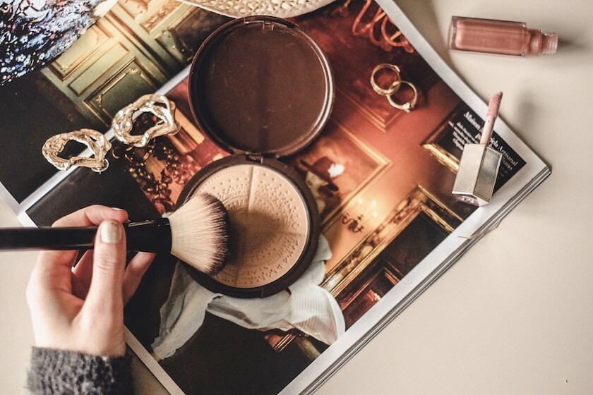 HEM GÜNEŞ KREMİ HEM DE CİLT BAKIMI TEK FORMÜLDE LANCASTER'DAN