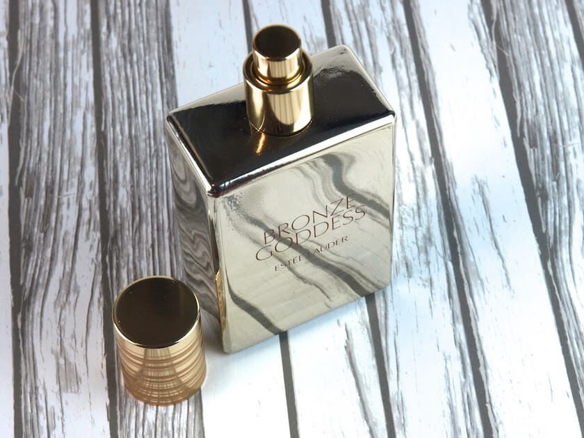 ESTEE LAUDER'DEN BRONZLAŞMIŞ KADININ KOKUSU