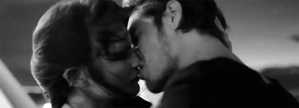 MODERN ERKEKLERE BAŞ DÖNDÜRÜCÜ ETKİ