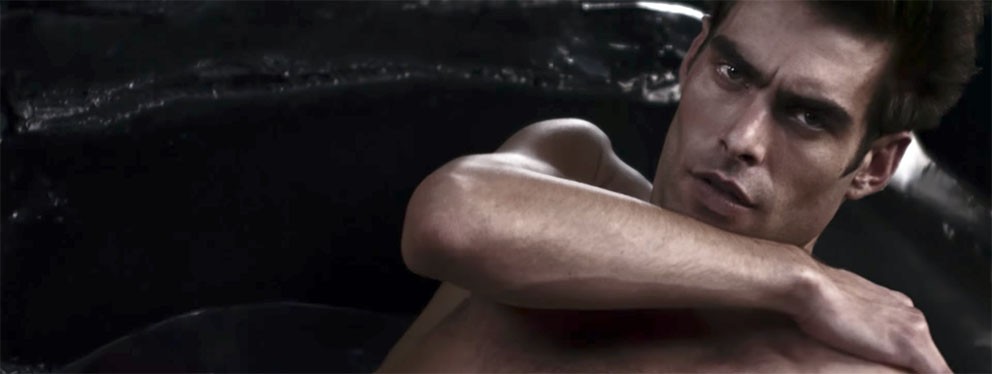 CAZİBENİN YENİ İKONU